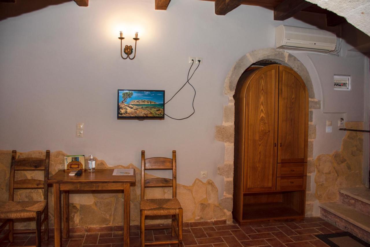 Stamatogiannis Traditional Apartments Kalivianí Exterior photo