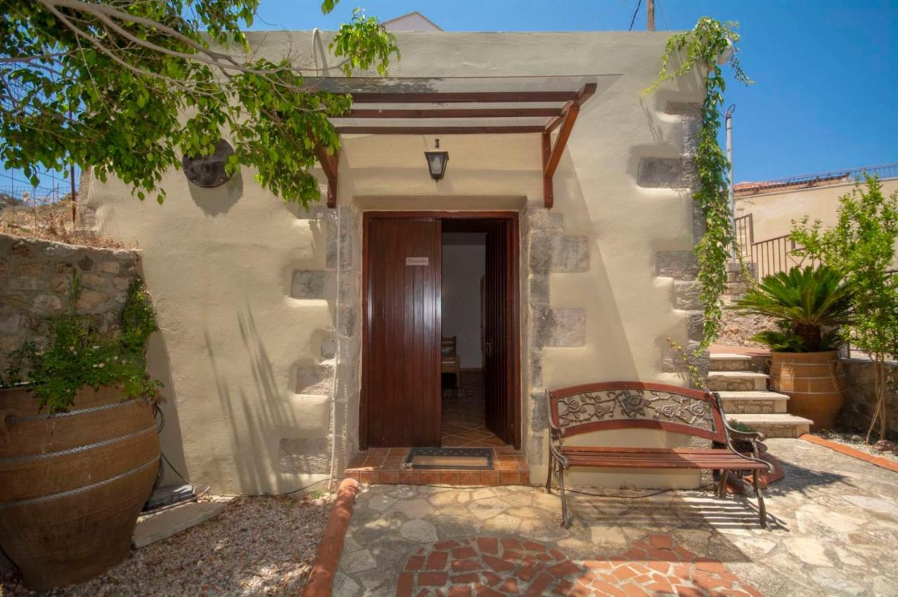 Stamatogiannis Traditional Apartments Kalivianí Exterior photo