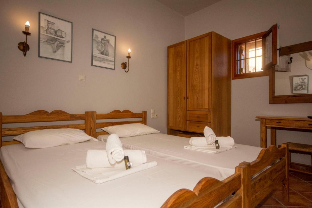 Stamatogiannis Traditional Apartments Kalivianí Exterior photo