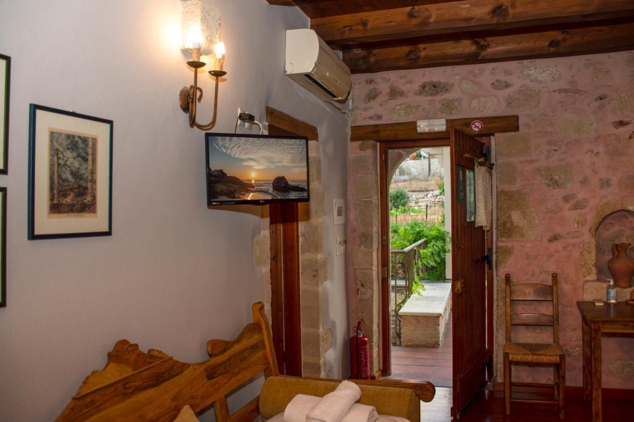 Stamatogiannis Traditional Apartments Kalivianí Exterior photo