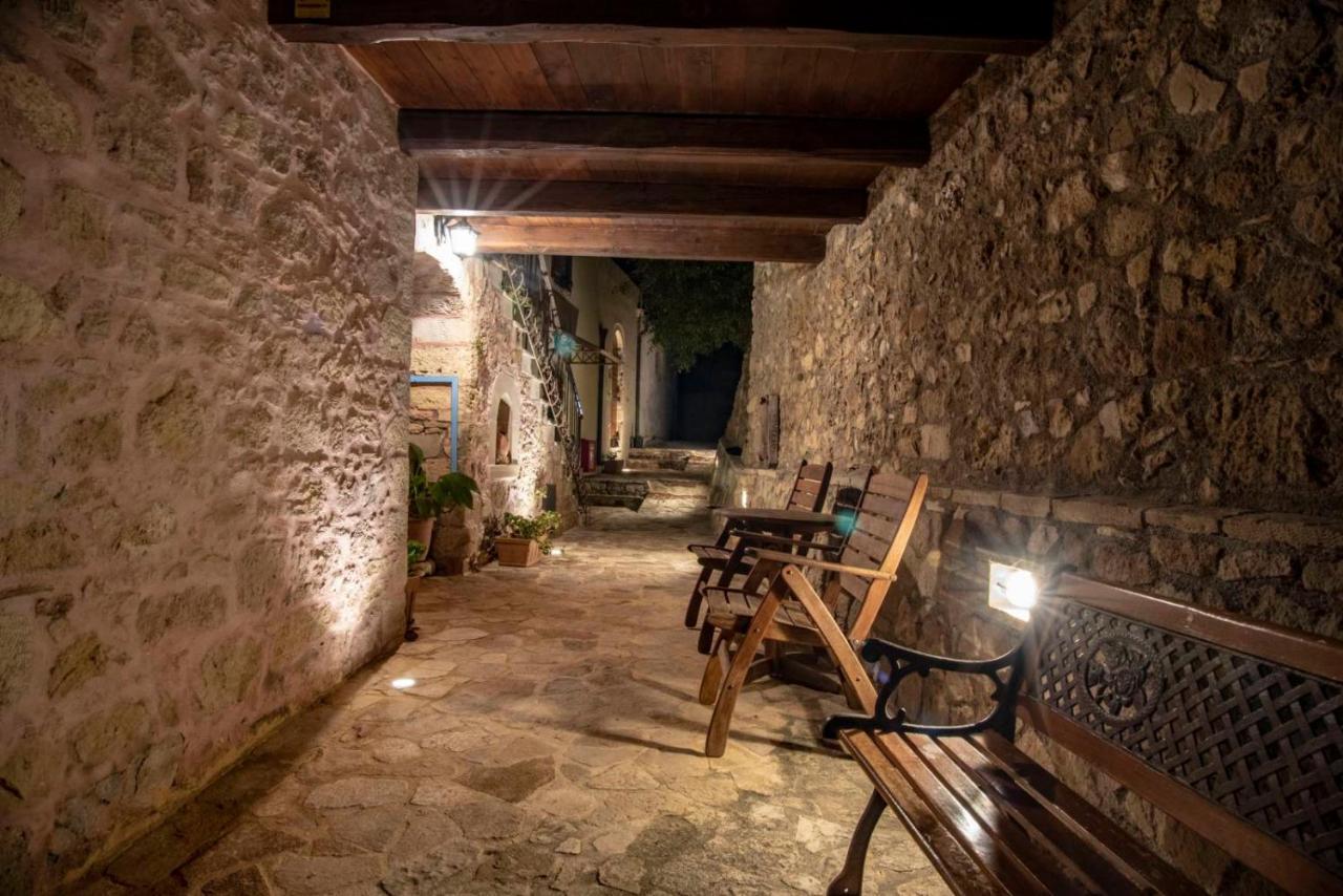 Stamatogiannis Traditional Apartments Kalivianí Exterior photo