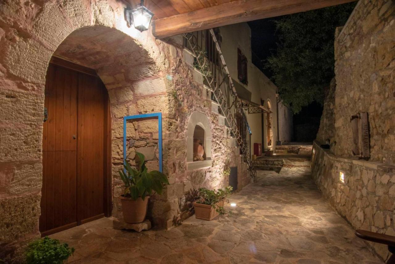 Stamatogiannis Traditional Apartments Kalivianí Exterior photo